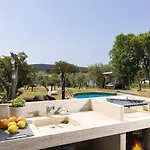 House Olive Medolino