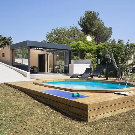 Villa House Olive *