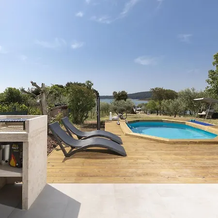 וילה House Olive